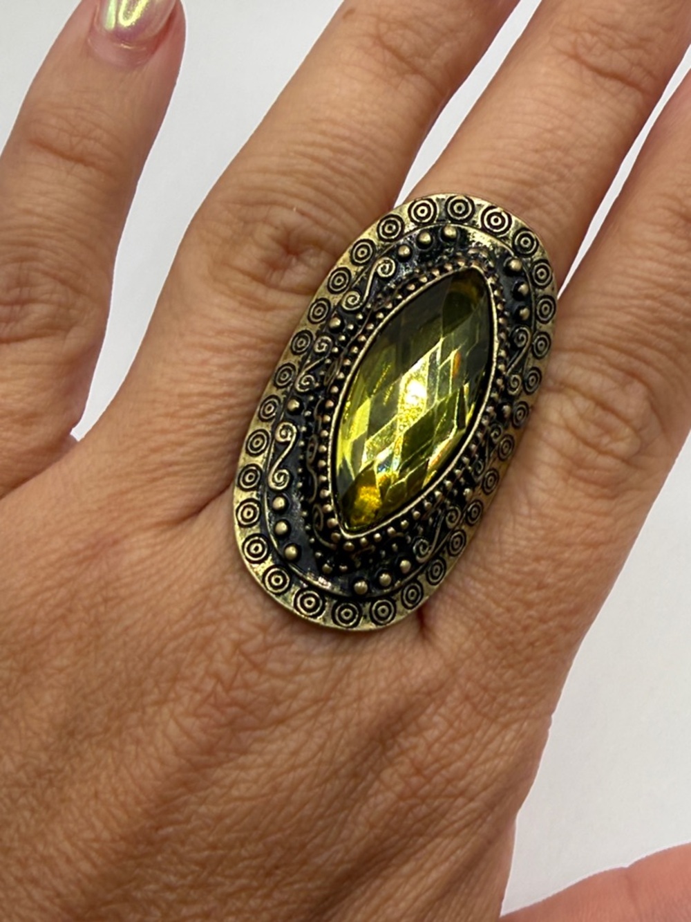 Vintage Gold Tone Green Rhinestone Large Adjustable Cocktail Statement Ring